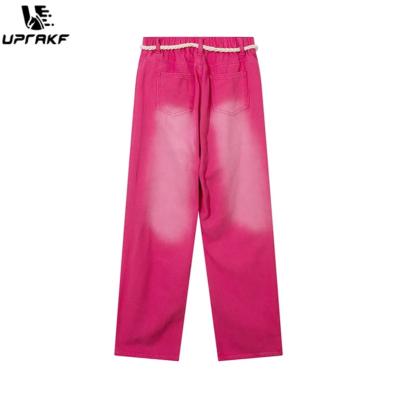 Рисунок 2 - Джинсы розовые с широкими штанинами