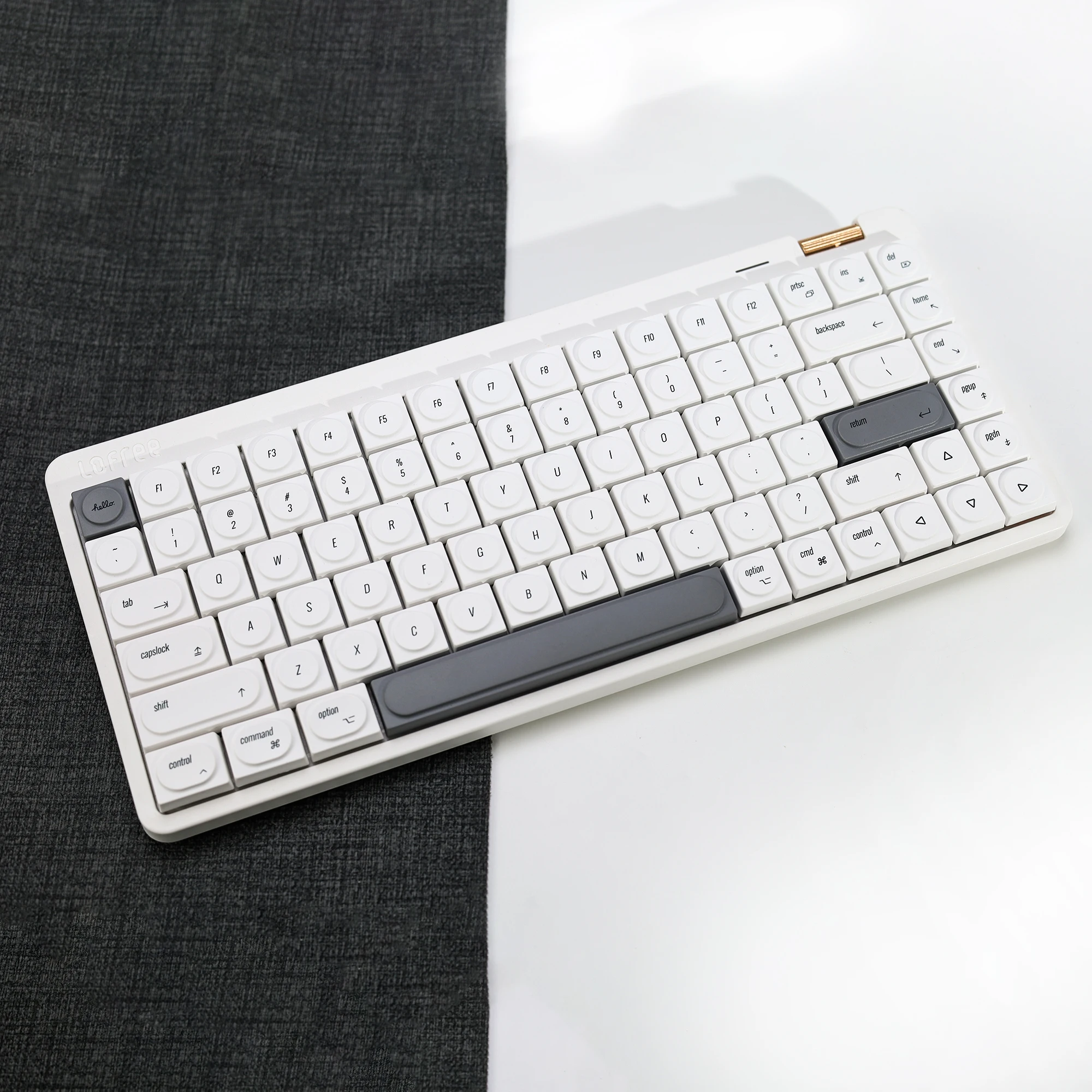 Фото Колпачки для клавиш KBDiy Doys в стиле ретро MAC, 1353 клавиши, PBT, простые, для 60-клавишных игровых низкопрофильных механических клавиатур с переключателями Cherry MX №4