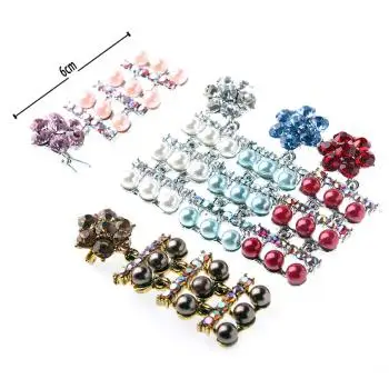 

Мраморная брошь с фианитом, размер Avg