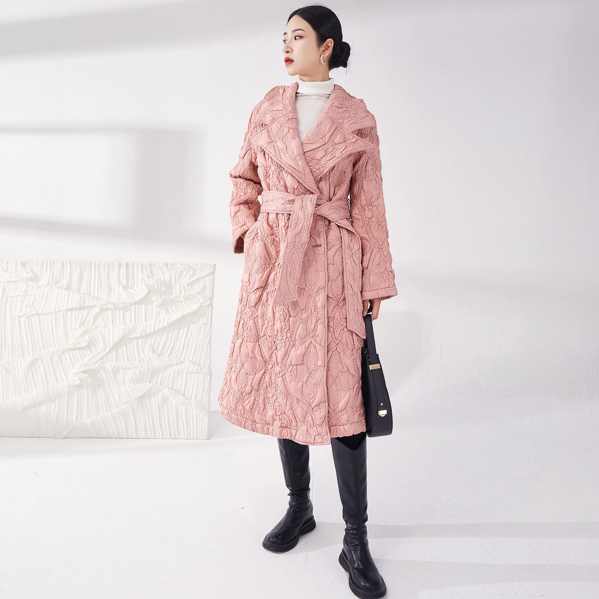 

Женское зимнее однобортное пальто, свободное стрейчевое Плиссированное пальто миаке с отложным воротником и длинными рукавами, на шнуровк...