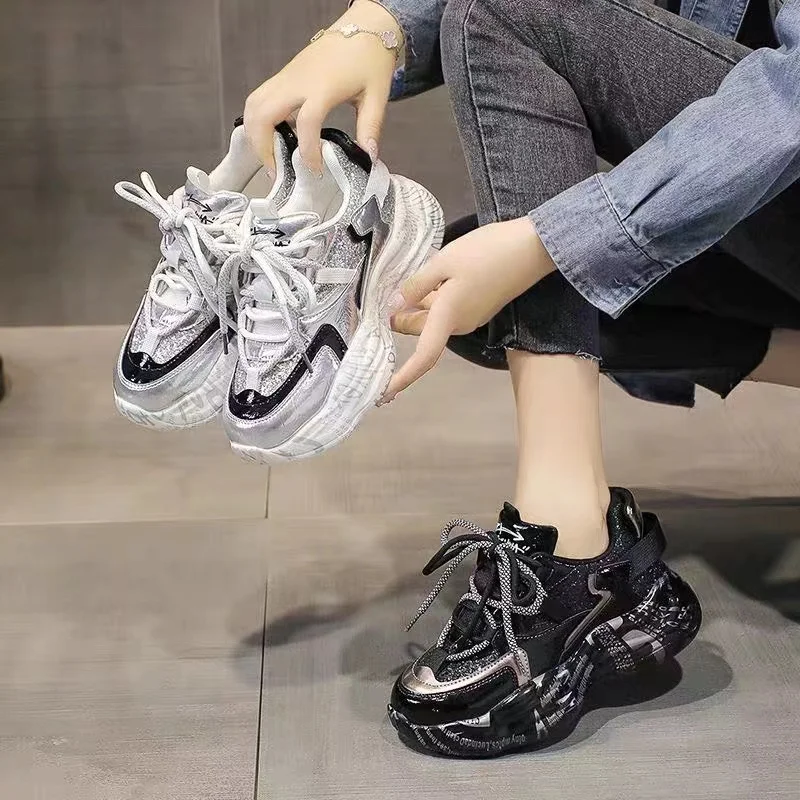 Outdoor Walking Breathable Casual Shoes