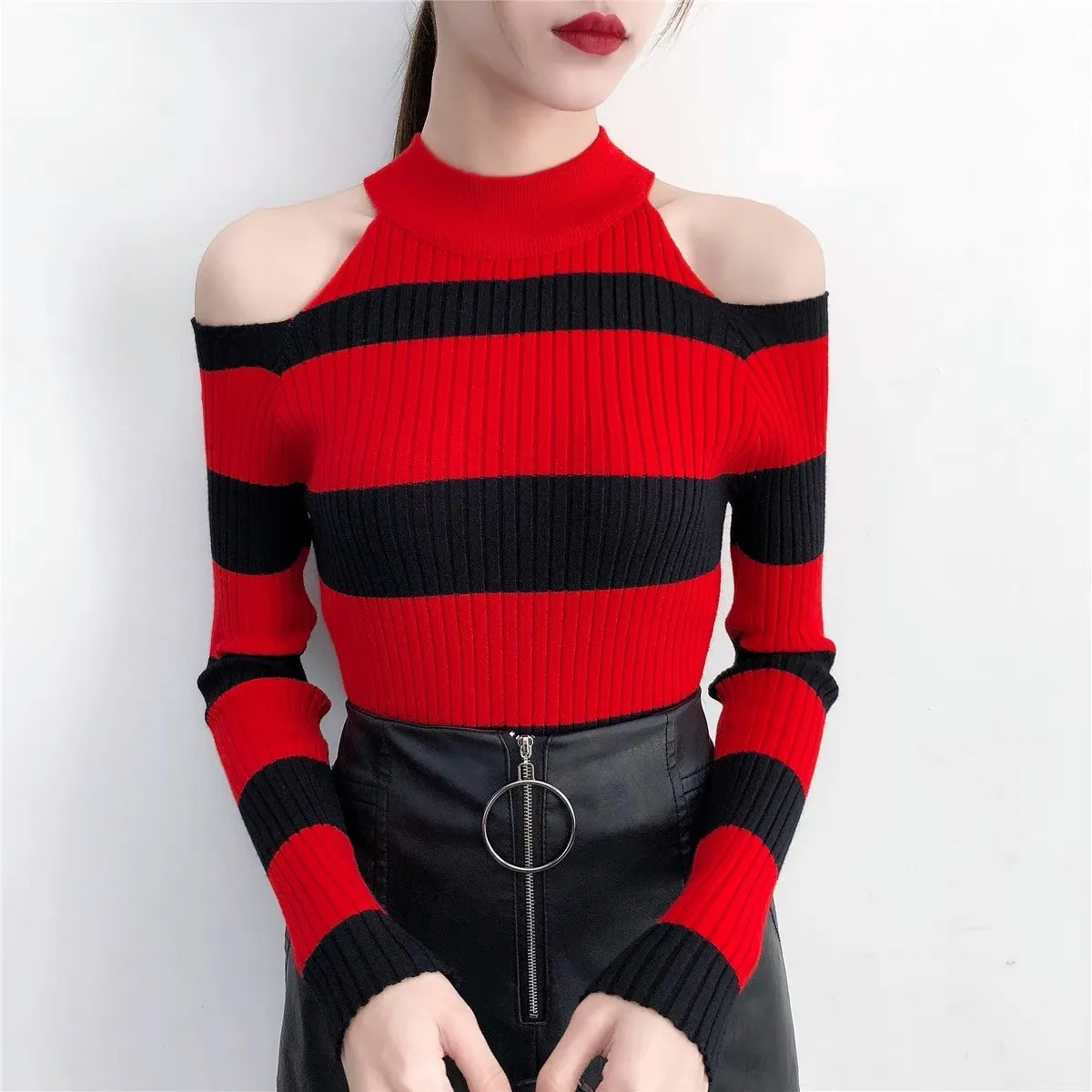 Пуловер женский полосатый с открытыми плечами на весну/Осень/зиму | Пуловеры