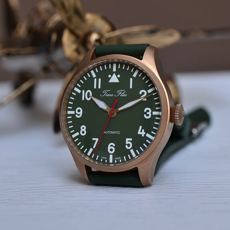 

Bronze Military Vintage Watches ST2130 Movement 42mm Super Luminous Titanium CaseBack Men Automatic Watch