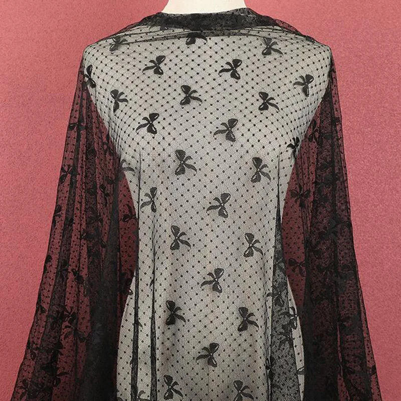 Банты из черного кружева и сетка в горошек двусторонняя тянущаяся жаккардовая