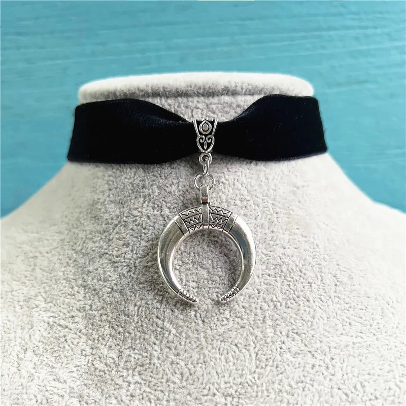 

New Hot Sale Black Velvet Moon Vintage Collar Necklace Various Gothic Jewelry Gift Goddess Necklace