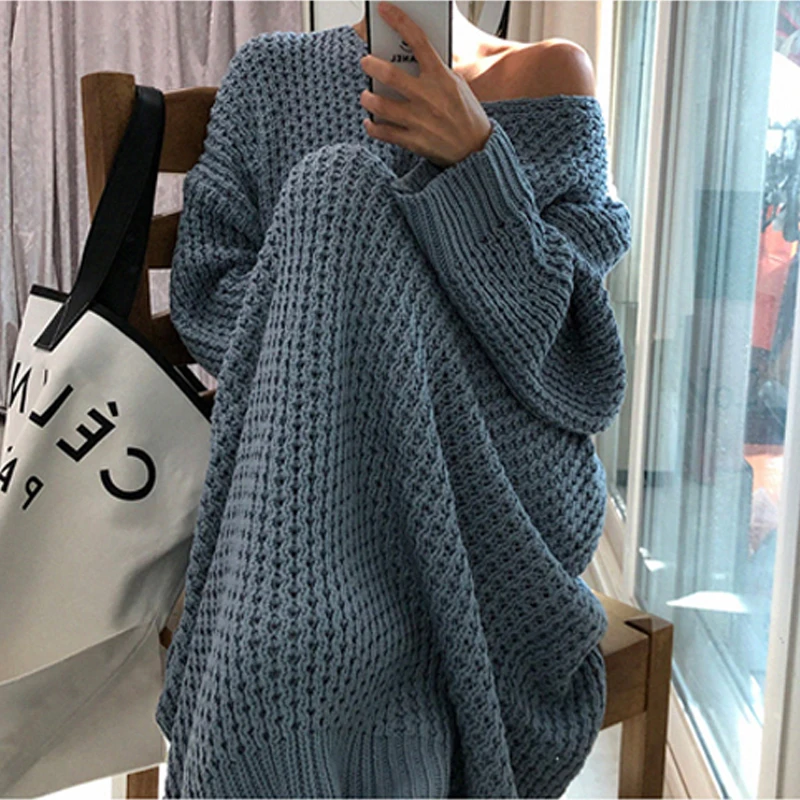Fashion Oversized Autumn and Winter Long Sweater Dress Women's Batwing Sleeves Women's V-neck Loose Knit Pullover Dress Chic