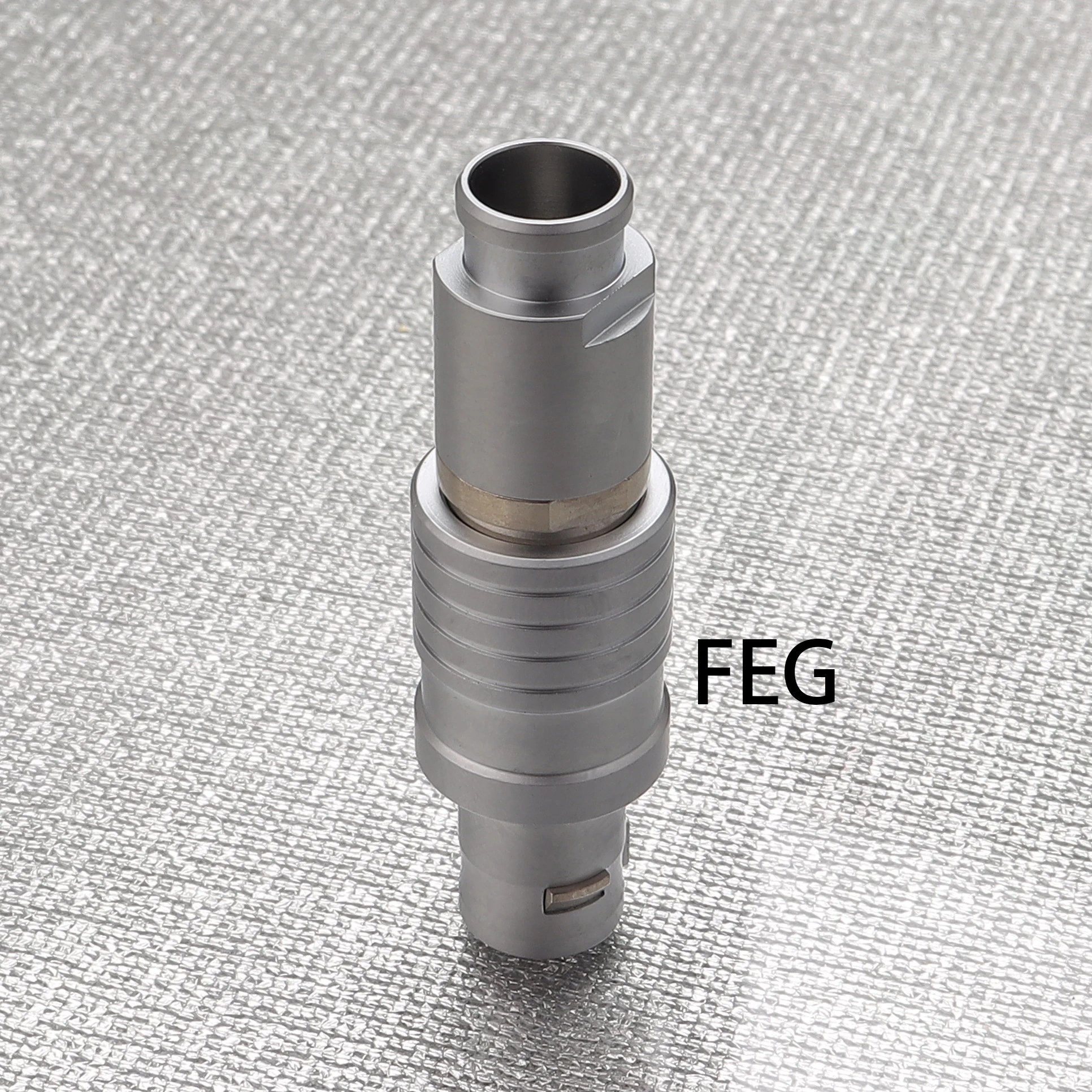 Фото Разъемы FEG 0B 2-12pin, 1B 2-16pin, 2B 2-32pin, 3B 2-30pin, IP55, штекер и гнездо, самозащелкивающийся разъем Push-pull, штекер FEG №3