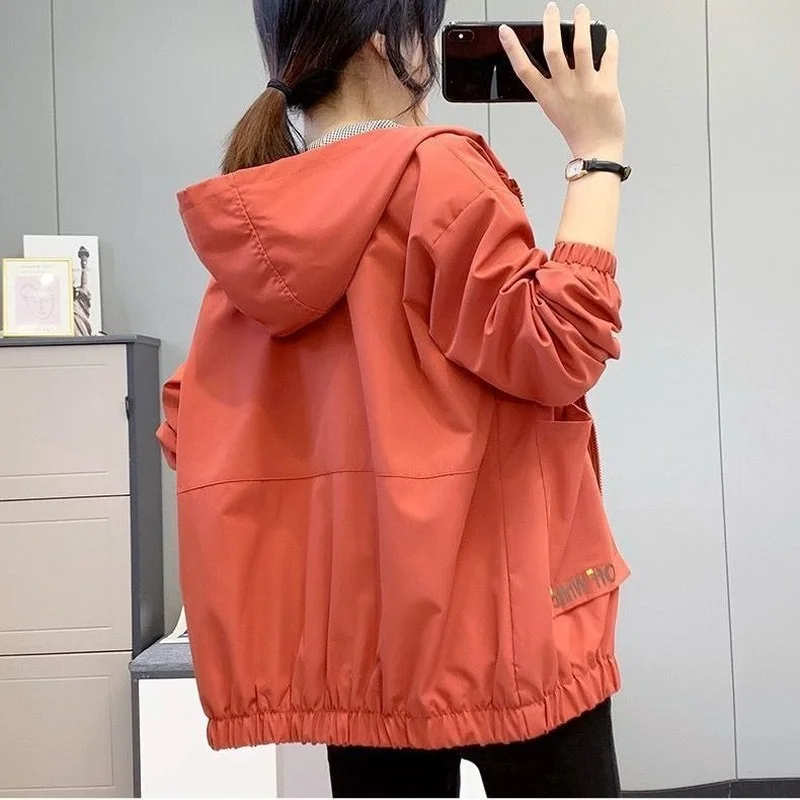 

Lined Selling Women Jacket 2022 New Spring Autumn Hooded Short Windbreaker Ladies Casual Zipper Basic Coat Female Tops 4XL E99