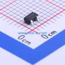 

(100 шт.) 100% Novo чипсет BL8536CB3TR33,XC6221A332MR-G, ME2109D515M5G, LM1117GS-5.0