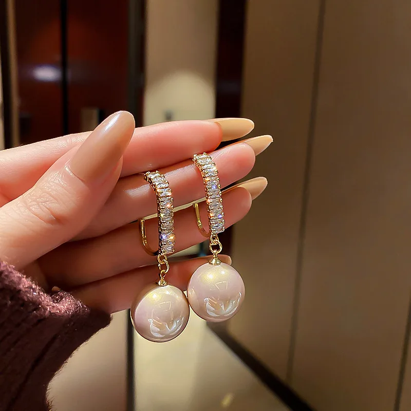 

925 Silver Needle Simple Fashion Pearl Earrings Personality Earrings Trendy Design Retro Earrings Women
