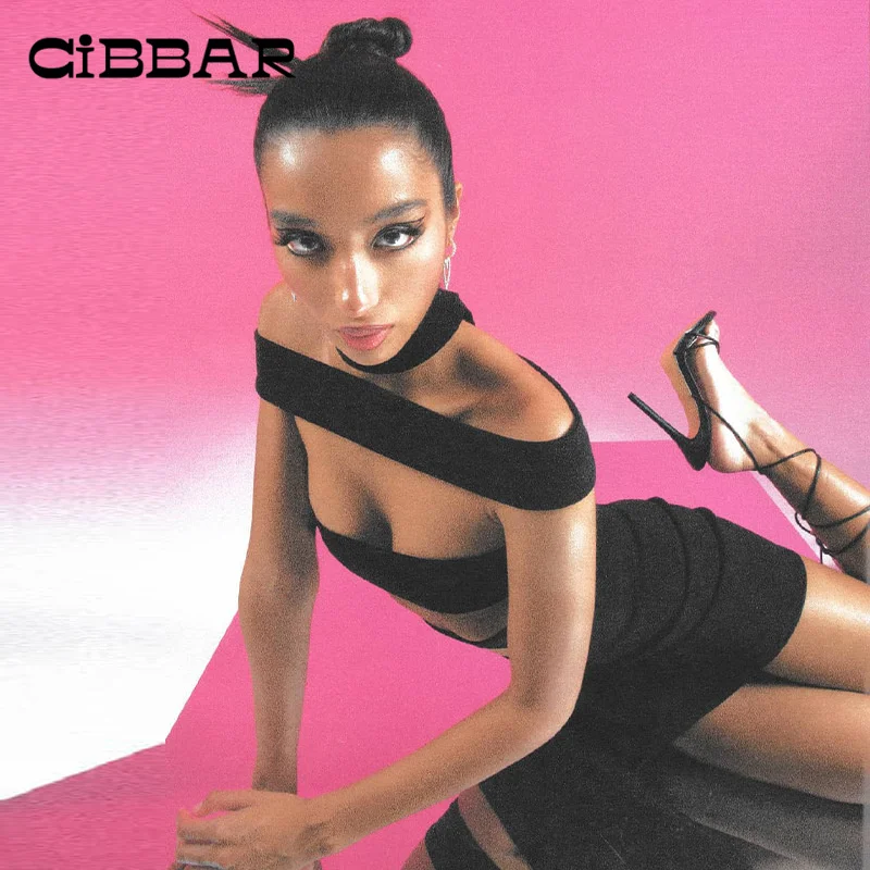 

Платье-мини женское с открытой спиной и воротником-хомутом