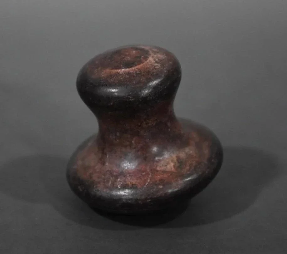 Hongshan культура архаизация черный железный метеорит скульптура массажер статуя