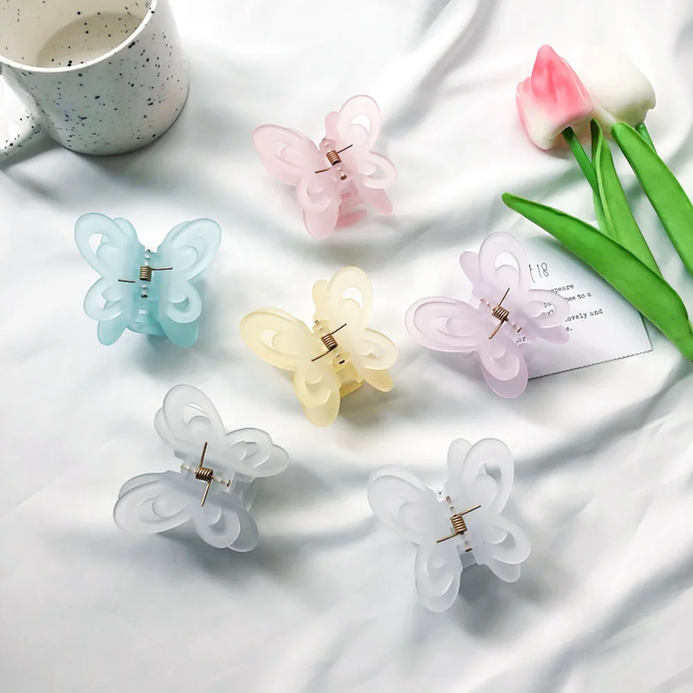 

Fashion Butterfly Hair Clip Women Girls Matte Hair Clips Claw Crab Barrette Solid Sweet Simple Hair Clamps Hair Accessories 2022
