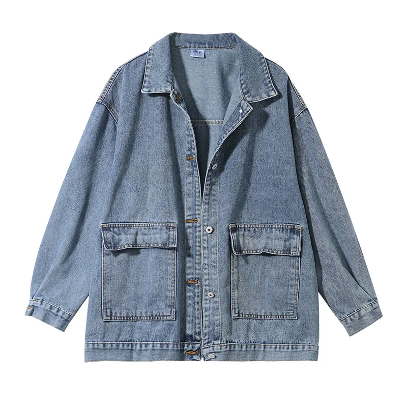 Джинсовая куртка женская демисезонная с длинным рукавом и большими карманами