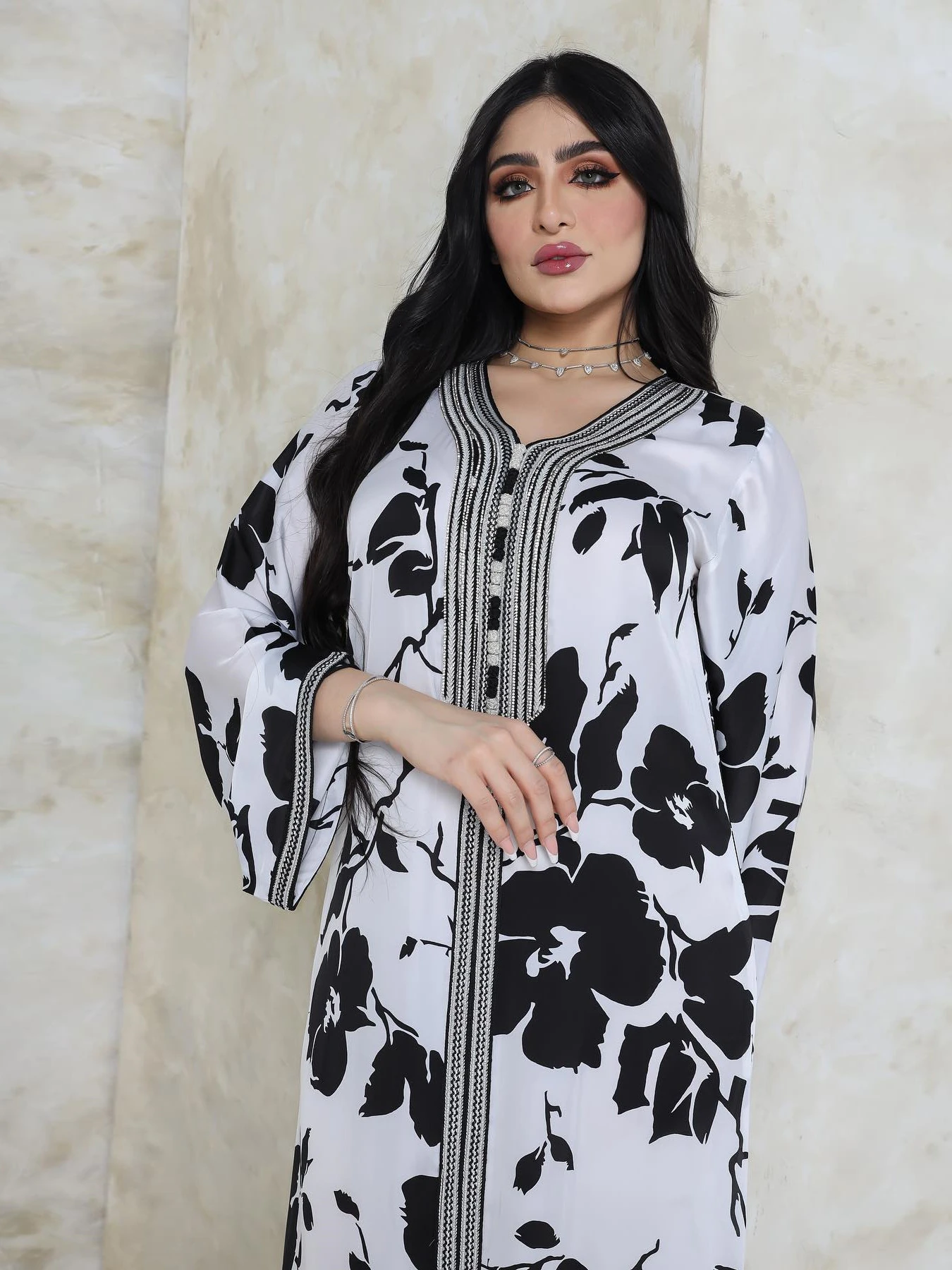 

2022 New Eid Mubarak Black Print Muslim Fashion Abaya Dress for Women Dubai Islamic Cardigan Robe Ribbon Abaya Kaftan Dubai Robe