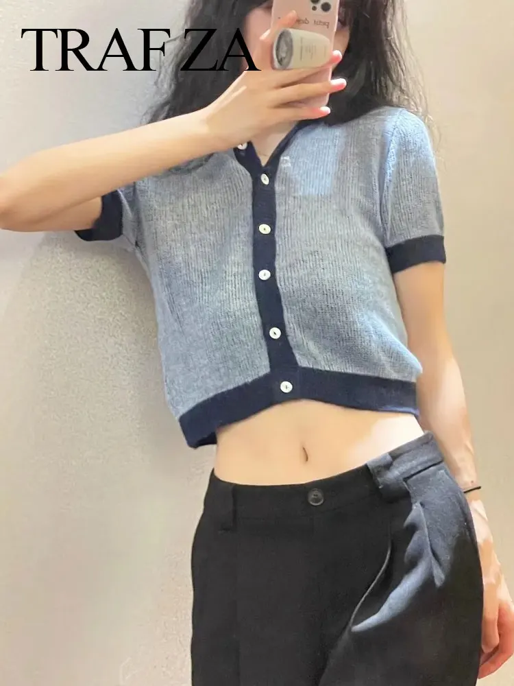 

Женская трикотажная рубашка-поло с коротким рукавом и отворотом