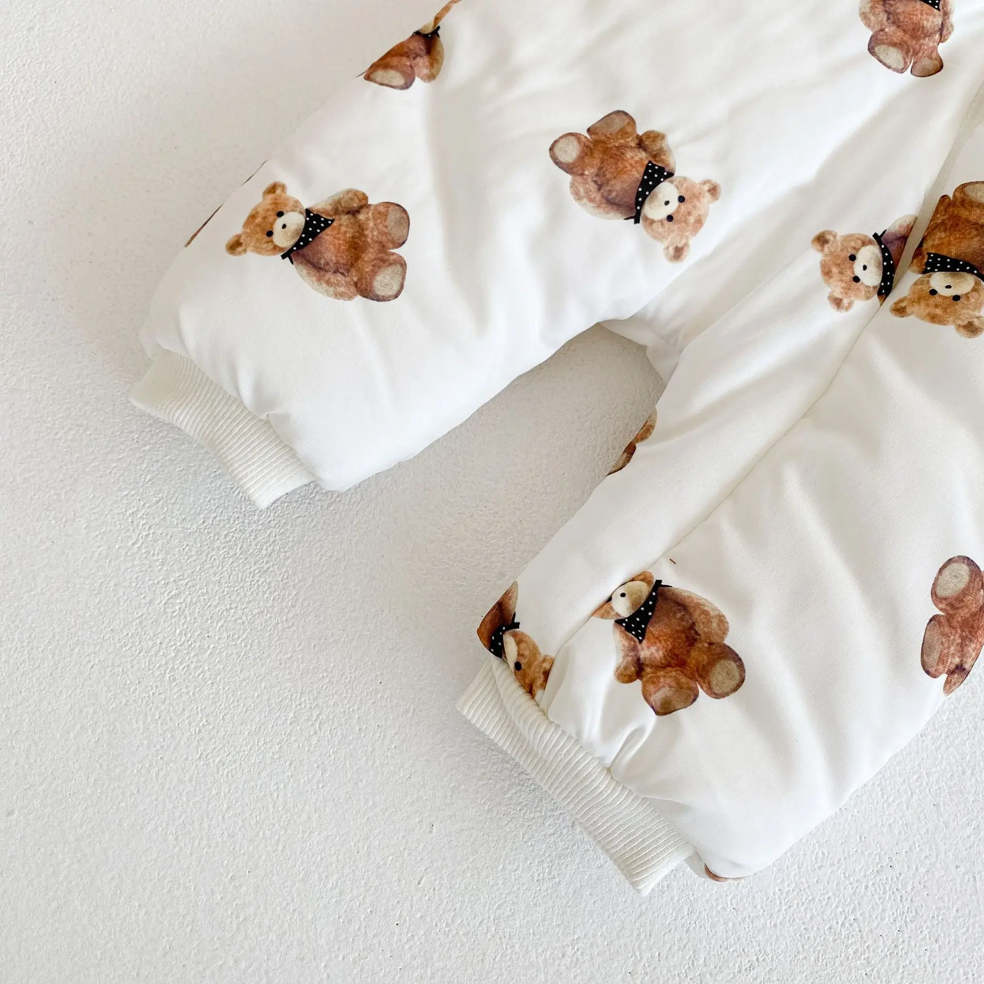 2022 зимняя одежда для новорожденных утепленный цельнокроеный комбинезон с