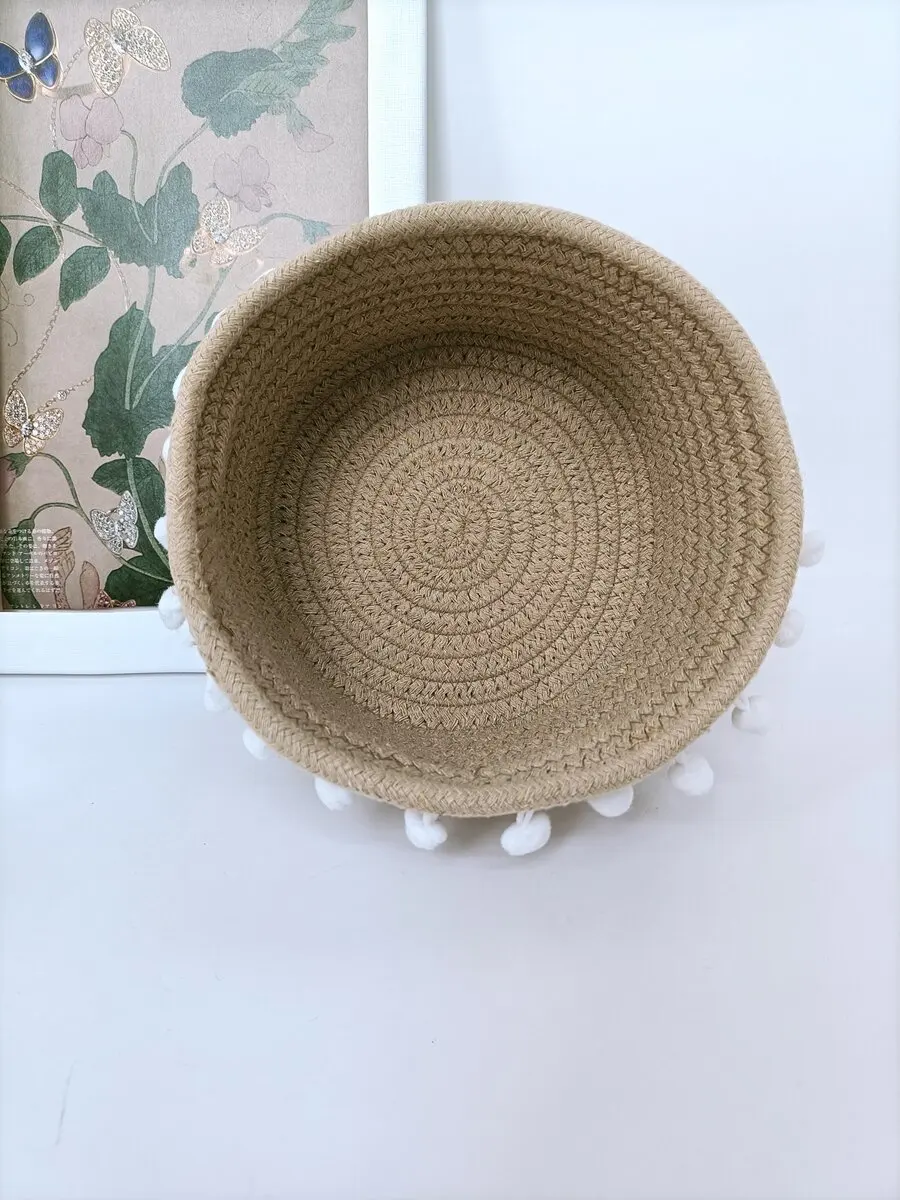 

1pc Pom-pom Decor Storage Basket