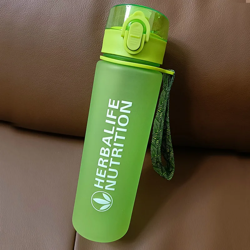560 мл Herbalife питание BPA бесплатно пластиковая бутылка для воды и сока портативная с