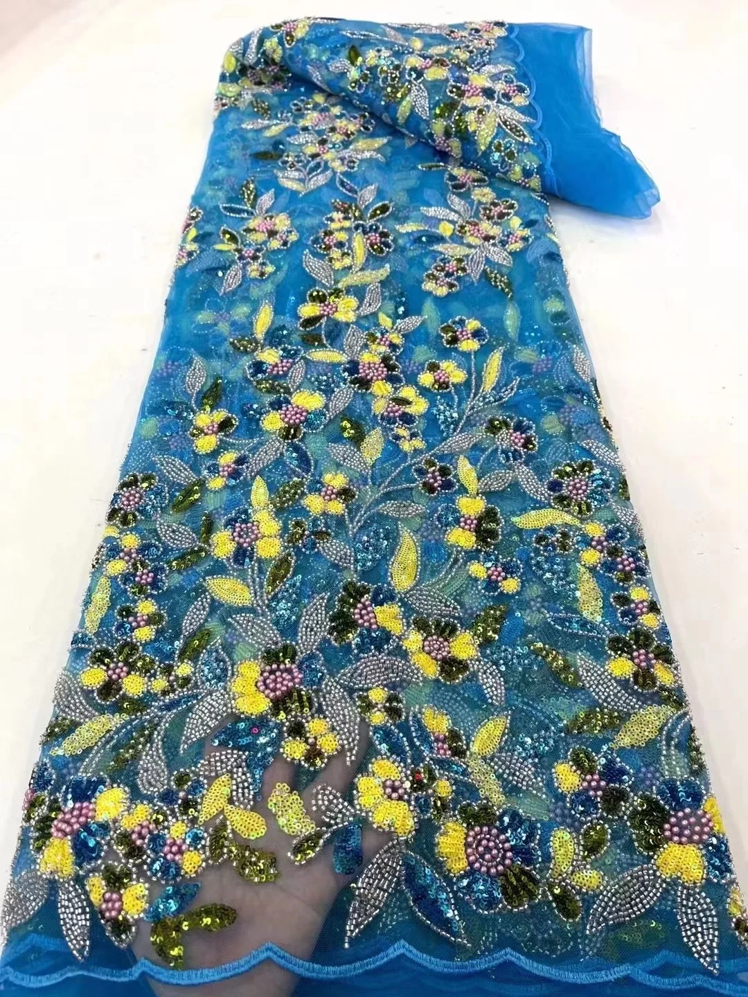 

Latest High End Dubai Heavy Beaded Lace Fabrics blue 2023 Luxury Nigeria Net Sequins Lace Fabric Material For Wedding Dresses