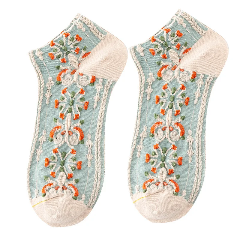 Vintage British style floral low top boat socks, niche art palace style harbor style ethnic style relief short tube socks