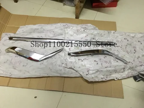 Сменные хромированные накладки на передний бампер для Toyota Land Cruiser LC200 2016-2020