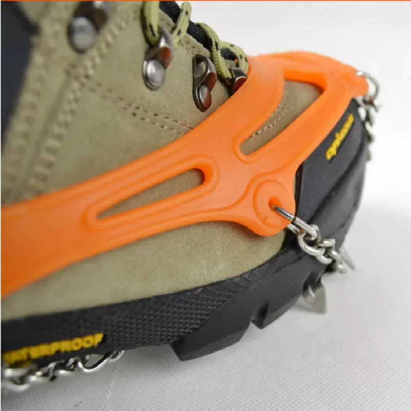 Universal Ice No Slip Snow Shoe Spikes Grips Cleats Crampons Winter Climbing No Slip Shoes Cover