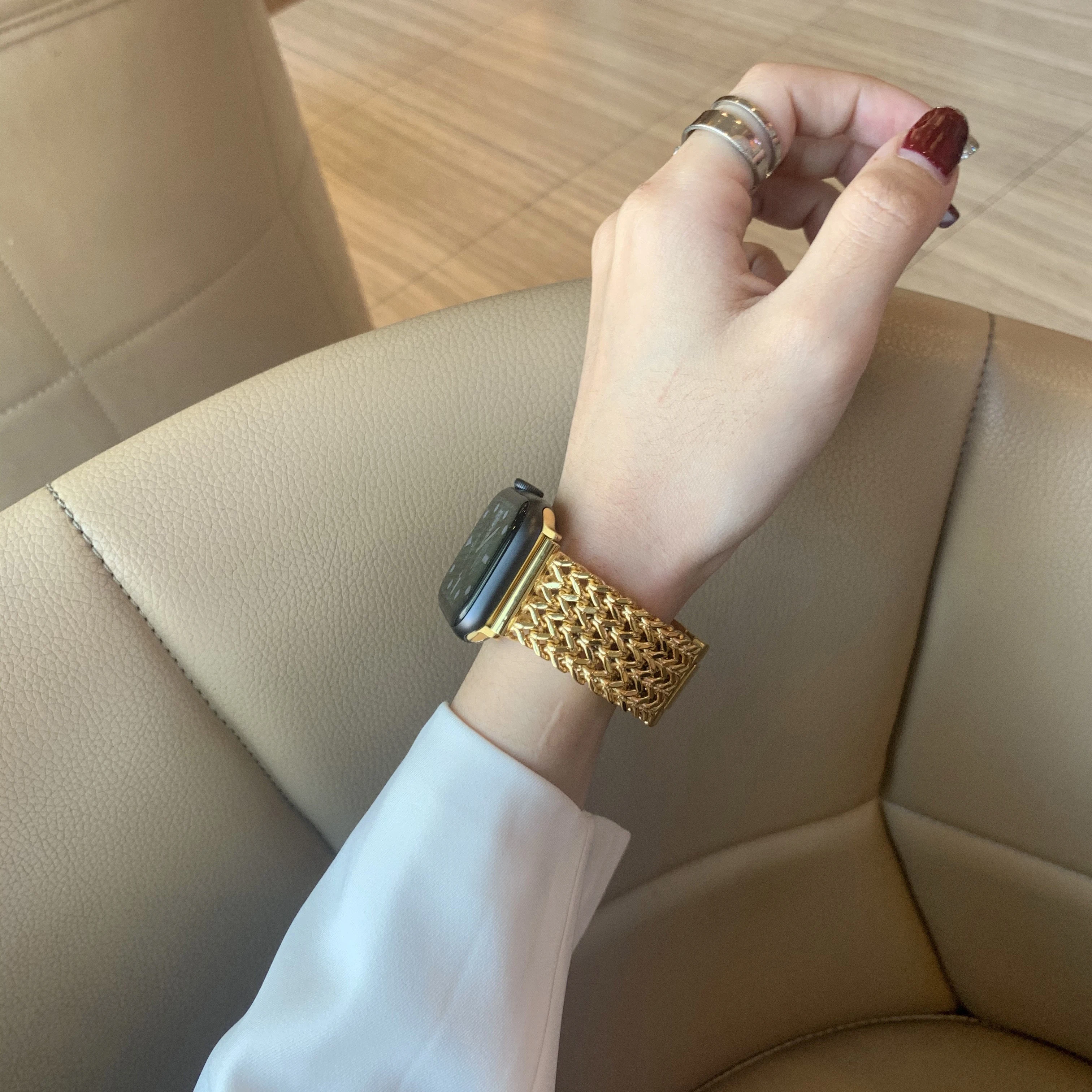 Metal Link Bracelet for Apple Watch Band 40mm 44mm 38mm 42mm 41mm 45mm Stainless Steel Strap Fit iWatch Series 8 7 6 SE 5 4 3