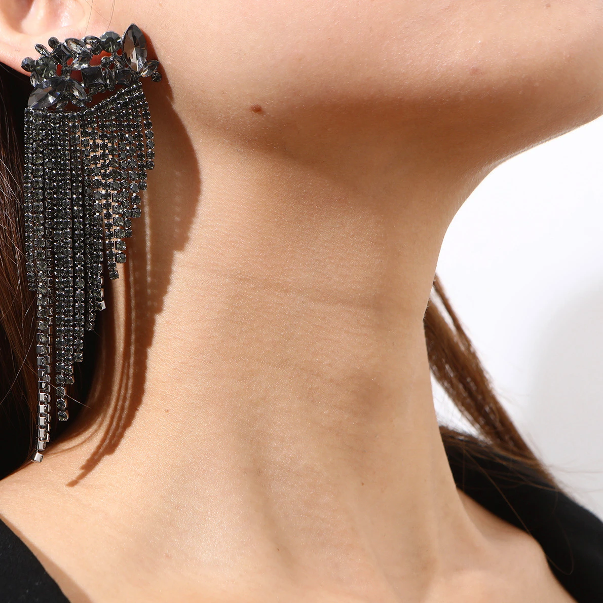 

Temperament Rhinestone Long Tassel Dangle Earrings for Woman Party