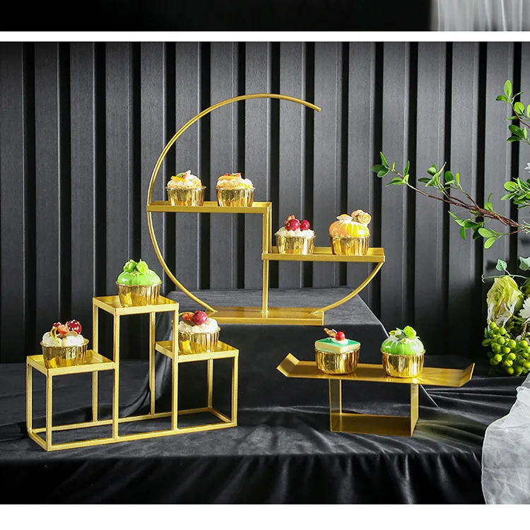 

[ 3 PCS ] European Dessert Table Show Wedding Decoration Set Simple cake Dim sum rack buffet buffet tea break table Golden
