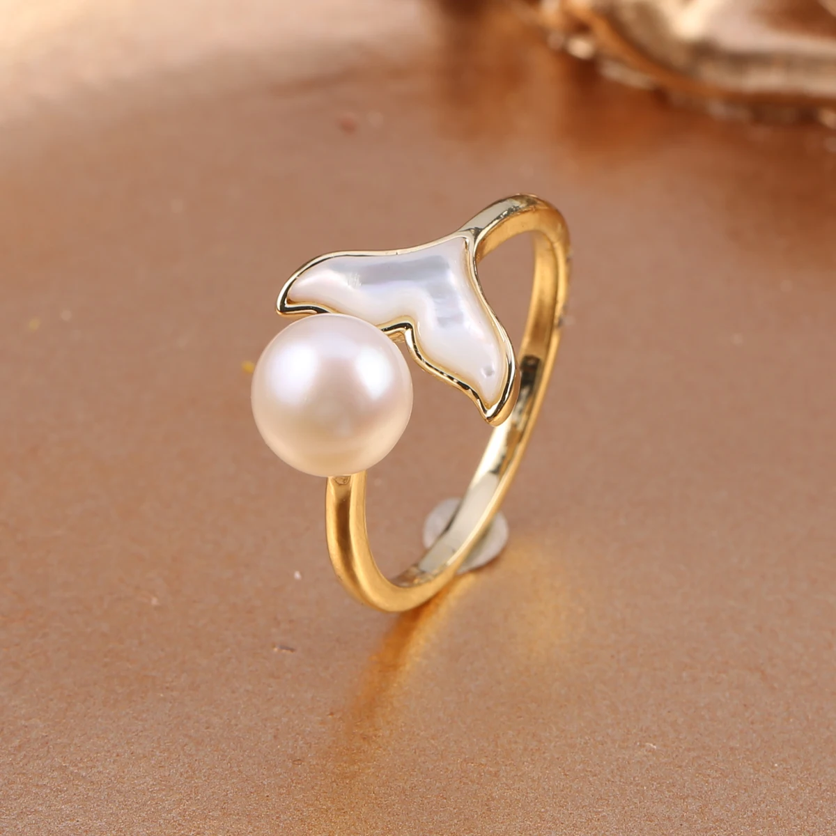 Рисунок 5 - Регулируемое кольцо с позолотой