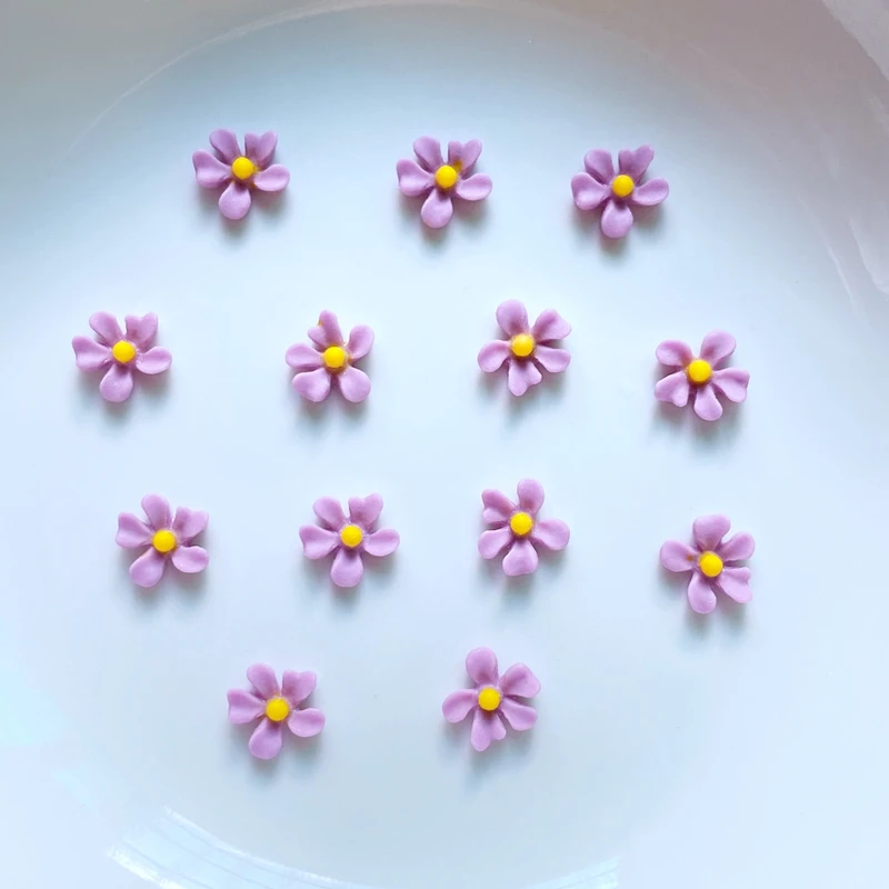 

Мини фигурки цветов из канифоли TSXJY