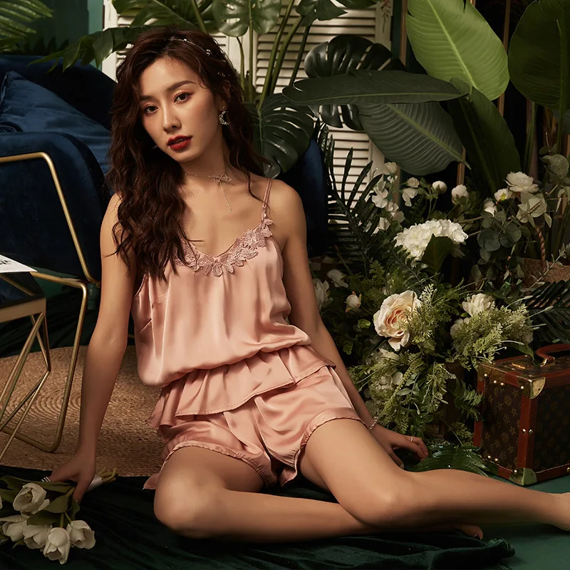 

Women's Pajamas Suit Summer Nightdress Lace Lace Sleep Top Simulated Silk Shorts Tracksuit Korean Fashion Free Shipping New Za