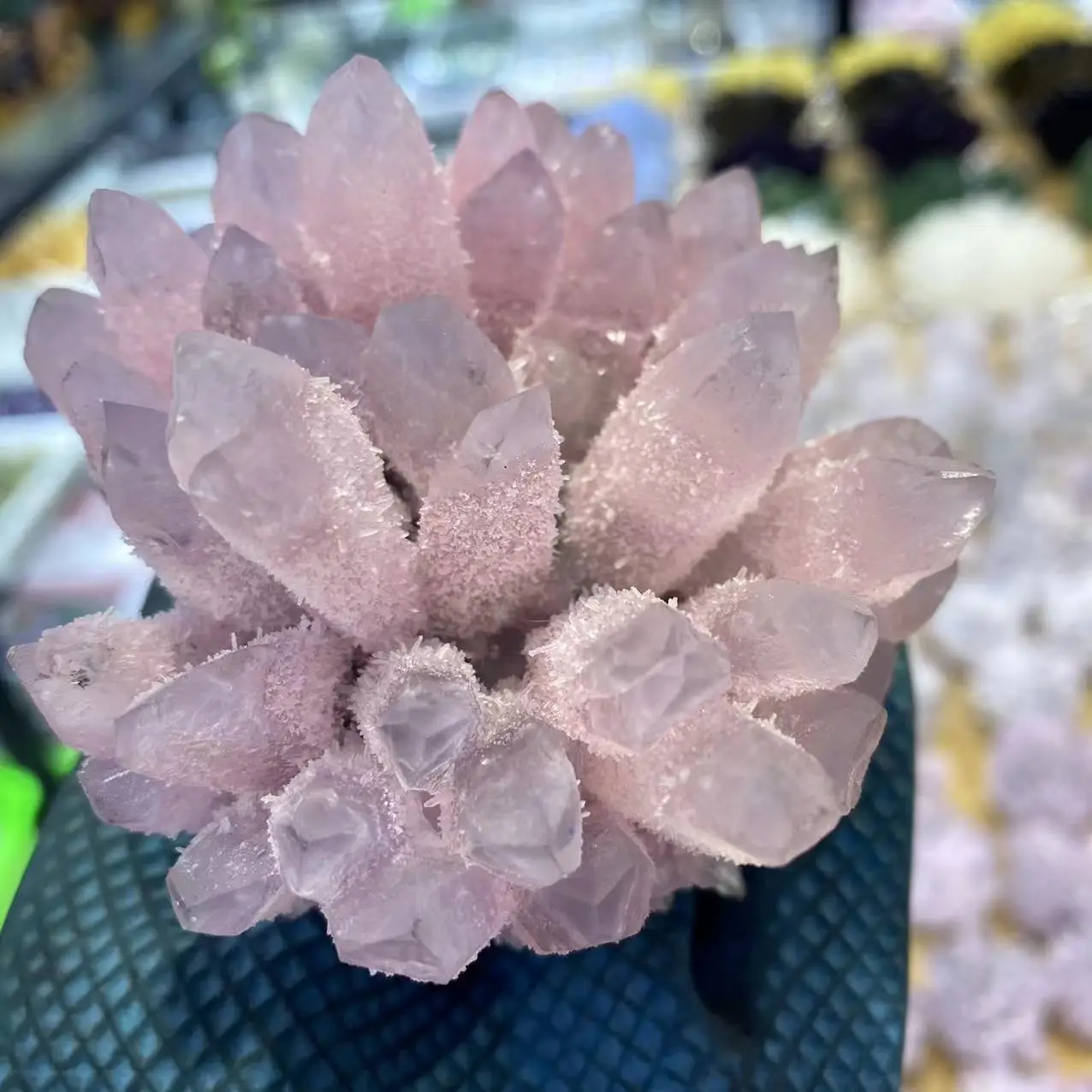 

Rare Natural Rose Crystal Clusters Of Natural Crystal Reiki Healing