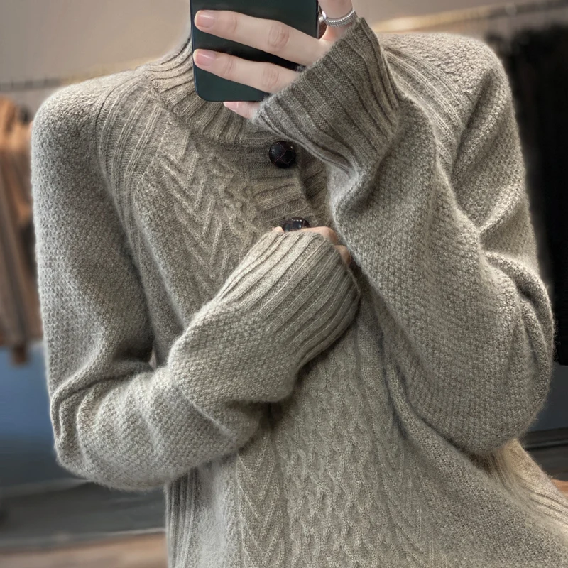 Women's Three-Button Cashmere Sweater Loose Fit Twisted Floral Base Sweater Polo Neck Long Sleeve Knitted Sweater In Solid Color