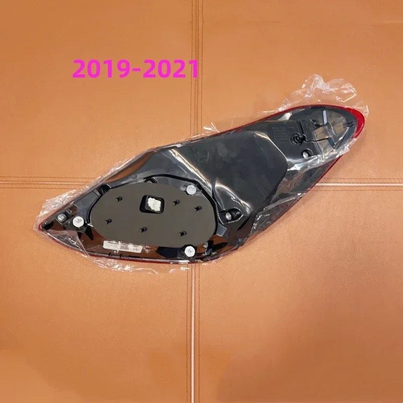 Фото Для Mercedes-Benz C-CLASS W205 2019 2020 2021, задний фонарь в сборе, стоп-сигнал, фонарь заднего хода в сборе №5