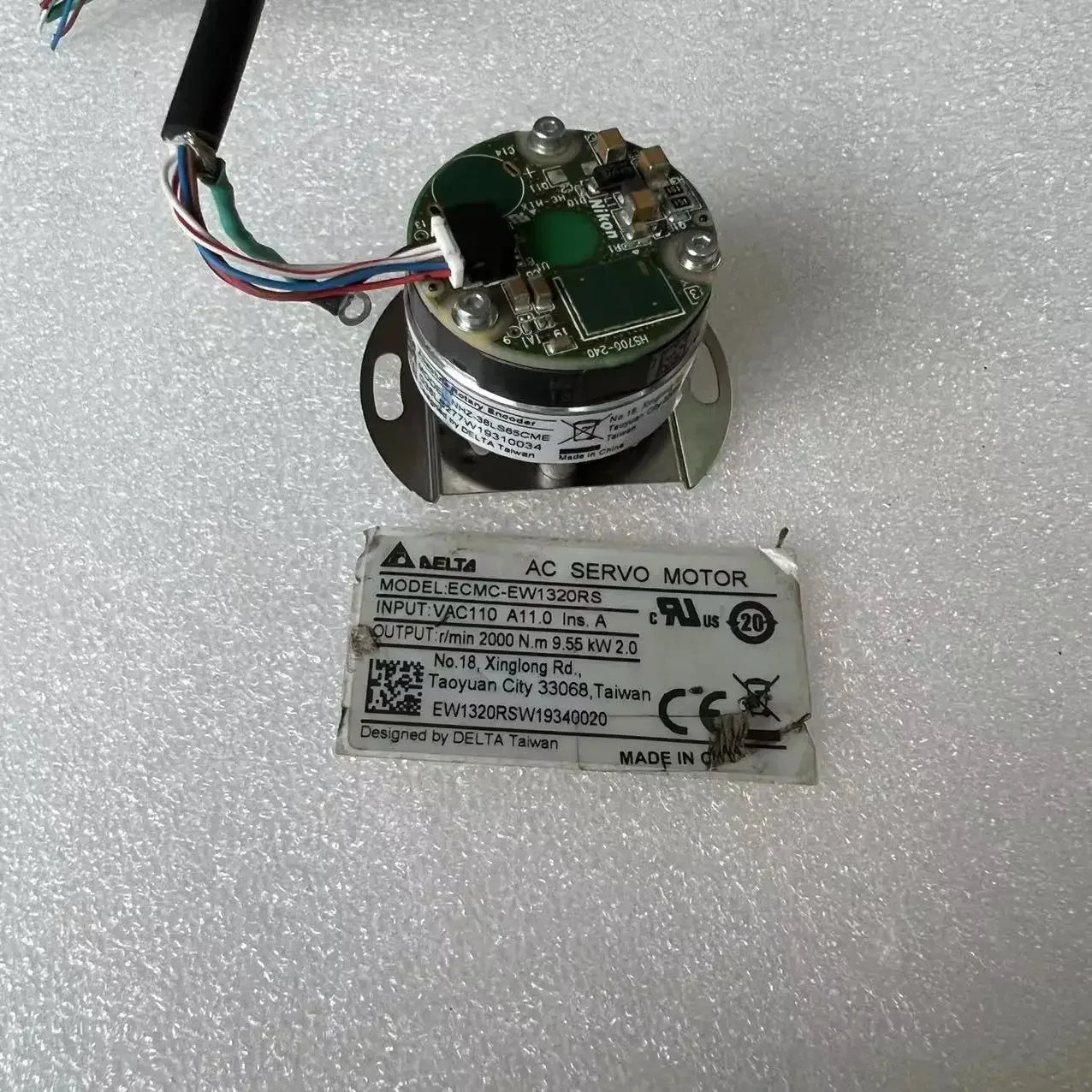 NHZ-38LS65CME Delta серводвигатель