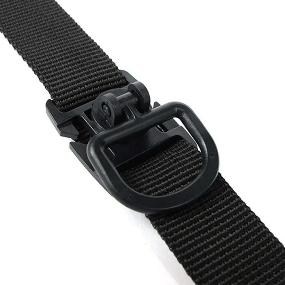 клипса для системы molle. крепления для лямок рюкзака. зажим пряжка 25мм для ремняая. крепеж для рюкзака лямок. Molle lok клипса.