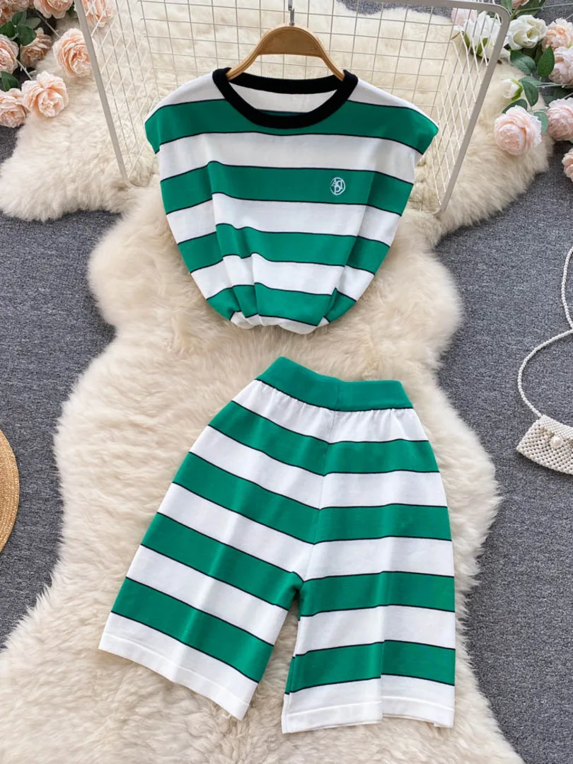 

Foamlina Summer Women 2 Piece Set Casual Tracksuits Fashion O-neck Sleeveless T Shirt Top and Elastic Waist Short Pants Suits