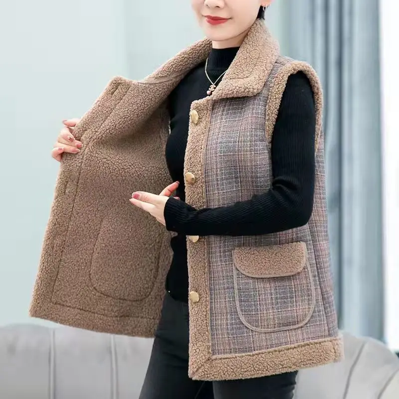 Рисунок 2 - Женский жилет среднего возраста