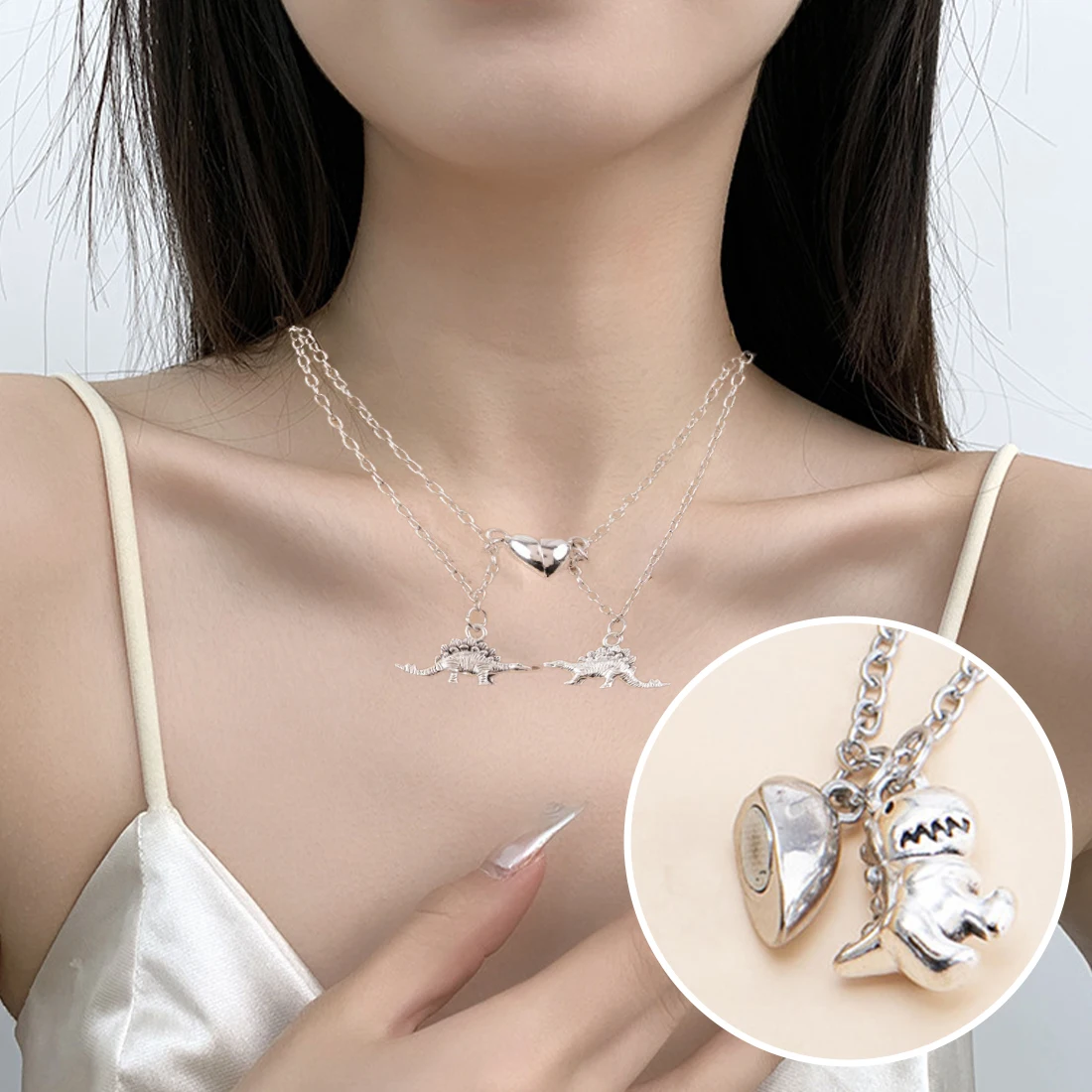 

2 Pcs Couple Necklace Magnet Lover Heart Shape Dinosaur Magnetic Pendant Necklaces For Women Men Friendship Party Jewelry 2023