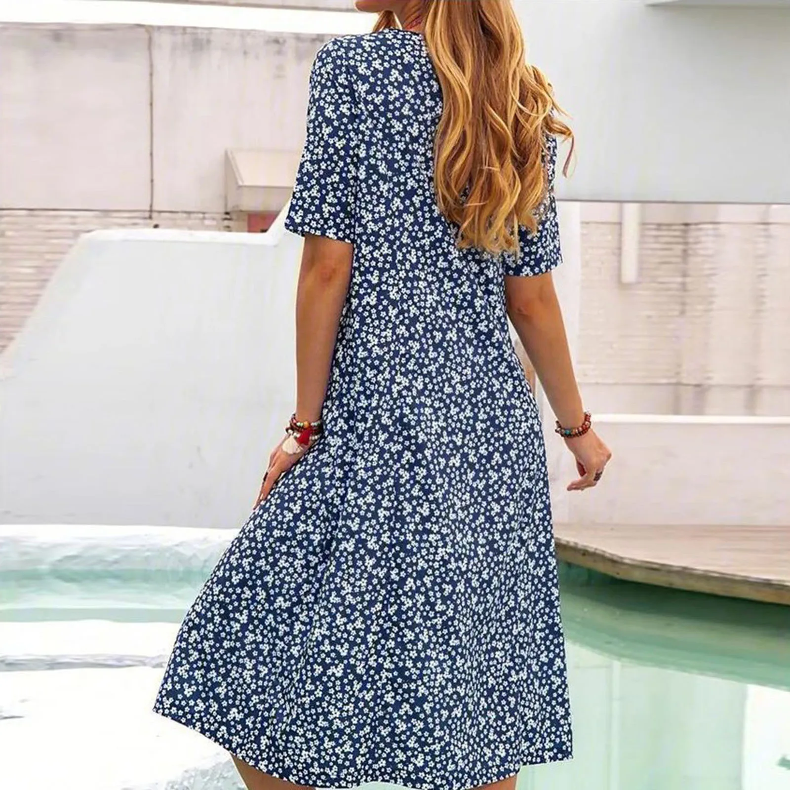 

Womens Short Sleeve Round Neck Casual Summer Flowy Maxi Dresses With Pockets Causal Maxi Dresses for Women