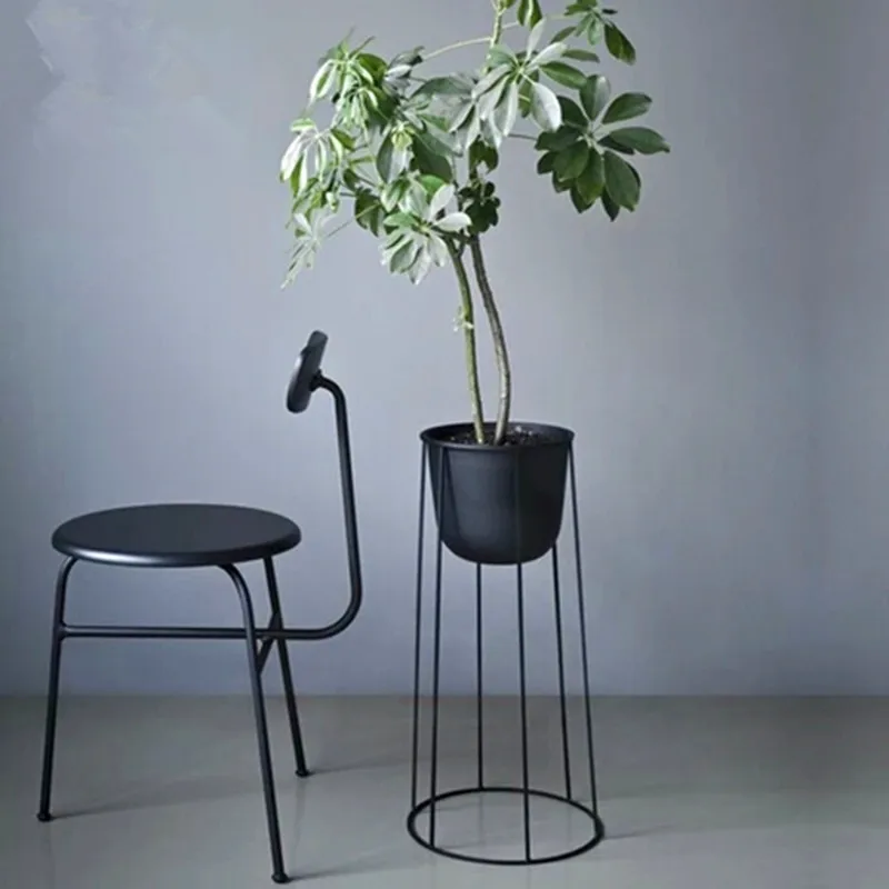 

European-style Creative Flower Pot Bracket Wrought Iron Stand for Flowers Interior Decoration Light Luxury Plant Shelf Ornaments