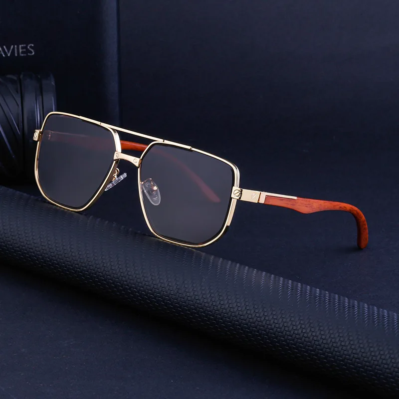 

Ins 2023 New Fashion Classic Sunglasses Men Alloy Frame Wood Legs Sun Glasses Male High Quality Boy Shade UV400 Gafas De Sol
