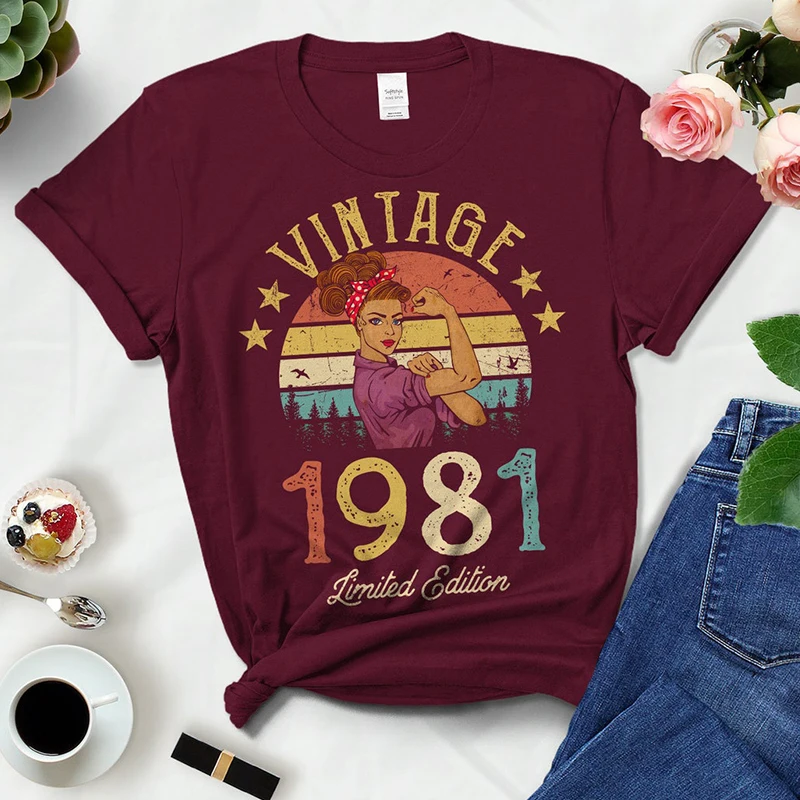 

Футболка женская хлопковая в винтажном стиле, модная рубашка в стиле ретро, топ для вечевечерние НКИ в честь Дня Рождения 51, 52 года, черная, л...