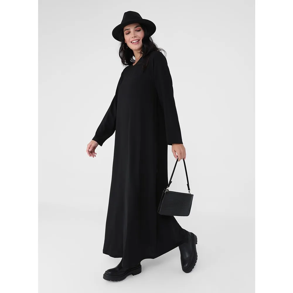 

Dorlie Large Size Basic Knit Dress-Black-Dorlie