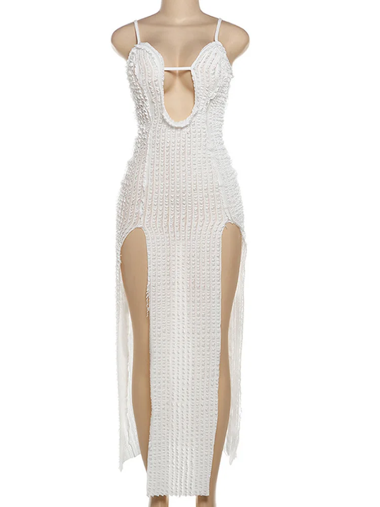 Элегантное текстурированное платье макси с разрезом от Beyprern