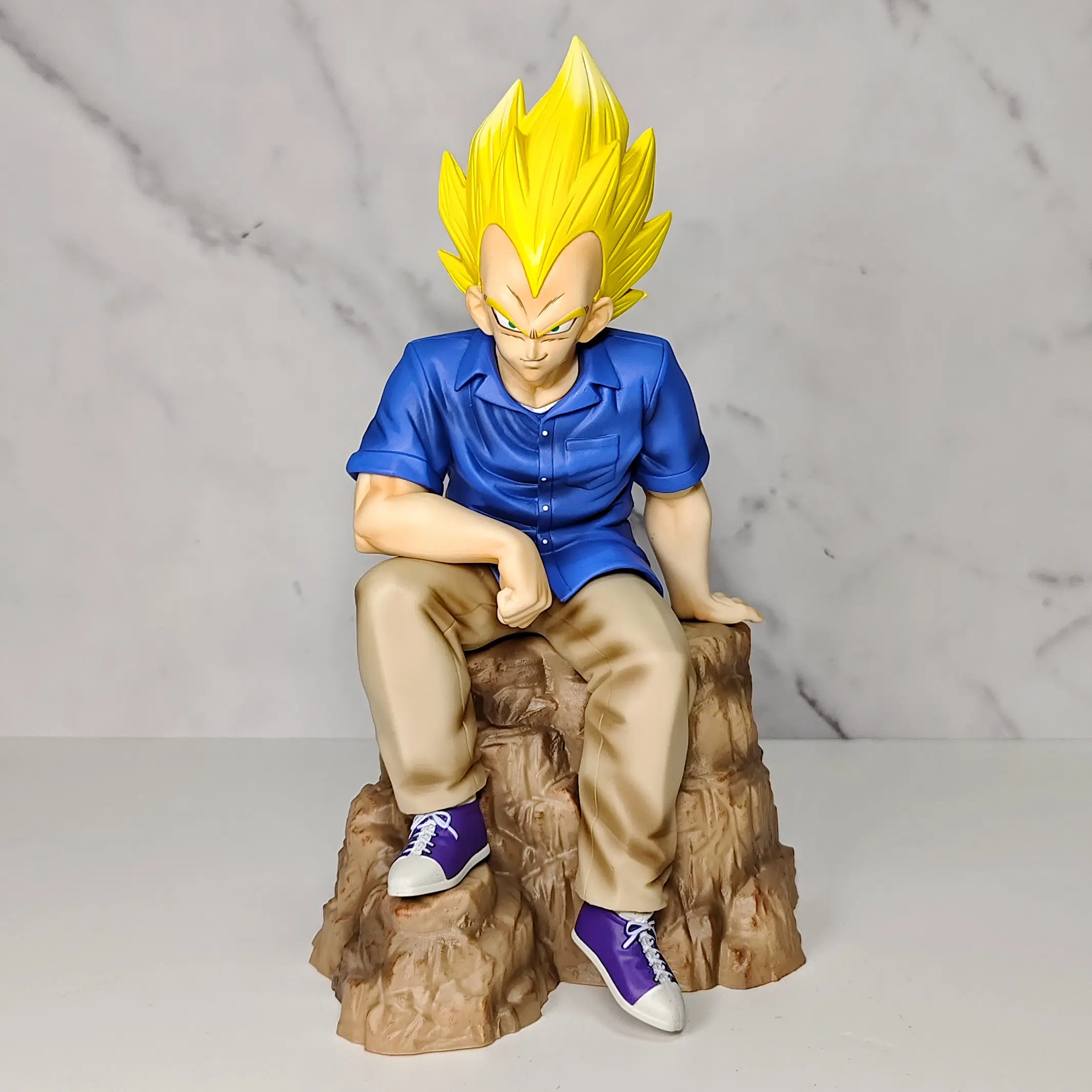 

22cm Dragon Ball Figure Vegeta Anime Figure Pink Casual Style Vegeta Figurine Pvc Collection Statue Model Ornament Toys Gift