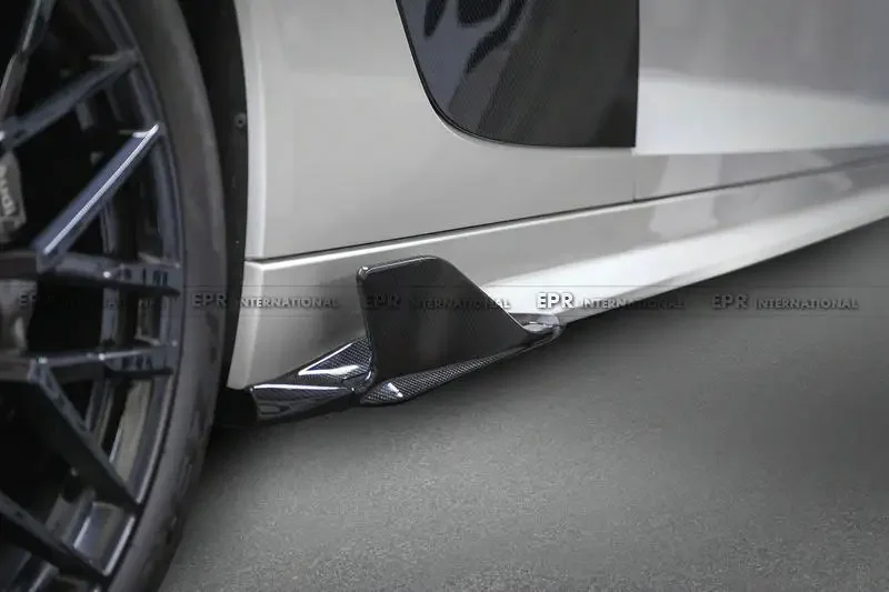 Боковая юбка для Audi R8 V10 комплект из углеродного волокна тюнинга боковых ластов