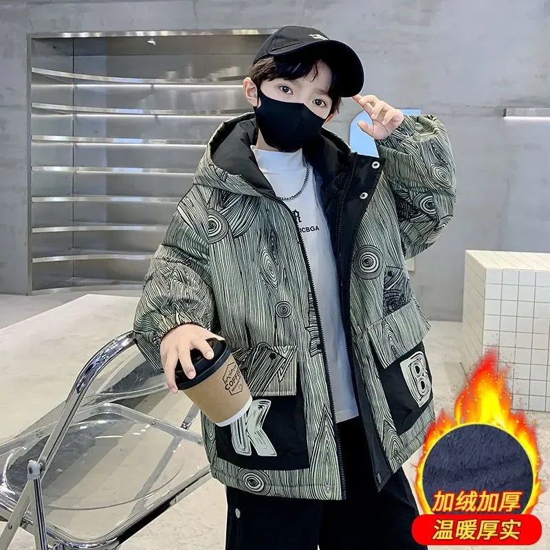 Зимние теплые куртки на молнии с капюшоном и флисовой подкладкой для мальчиков